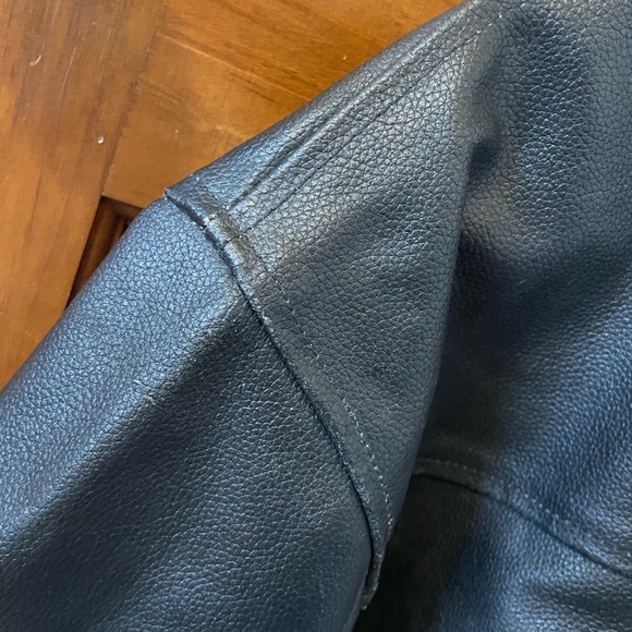 Black Rocky Mountain Hides jacket - Picture 8 of 9